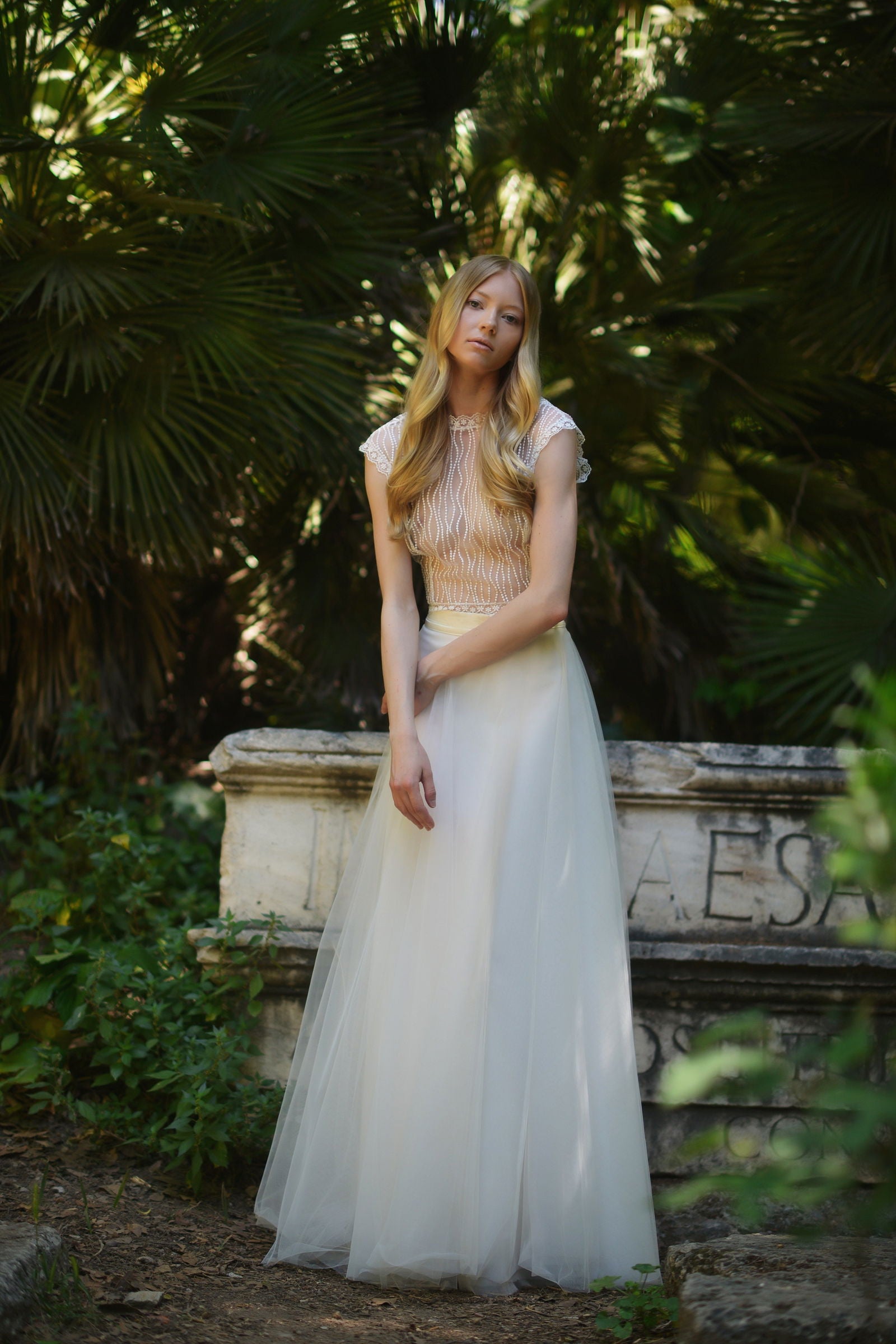Modern Lace Sleeveless Bridal Set - Joycard Concept Store